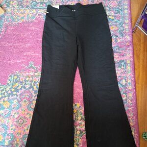 NWT Aritzia Tna Hold it hi-rise legging